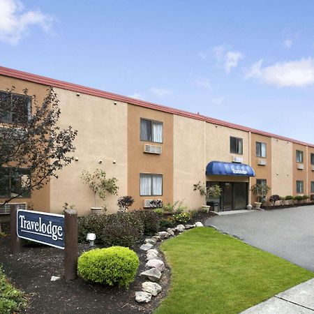 Travelodge By Wyndham Cleveland Lakewood Dış mekan fotoğraf