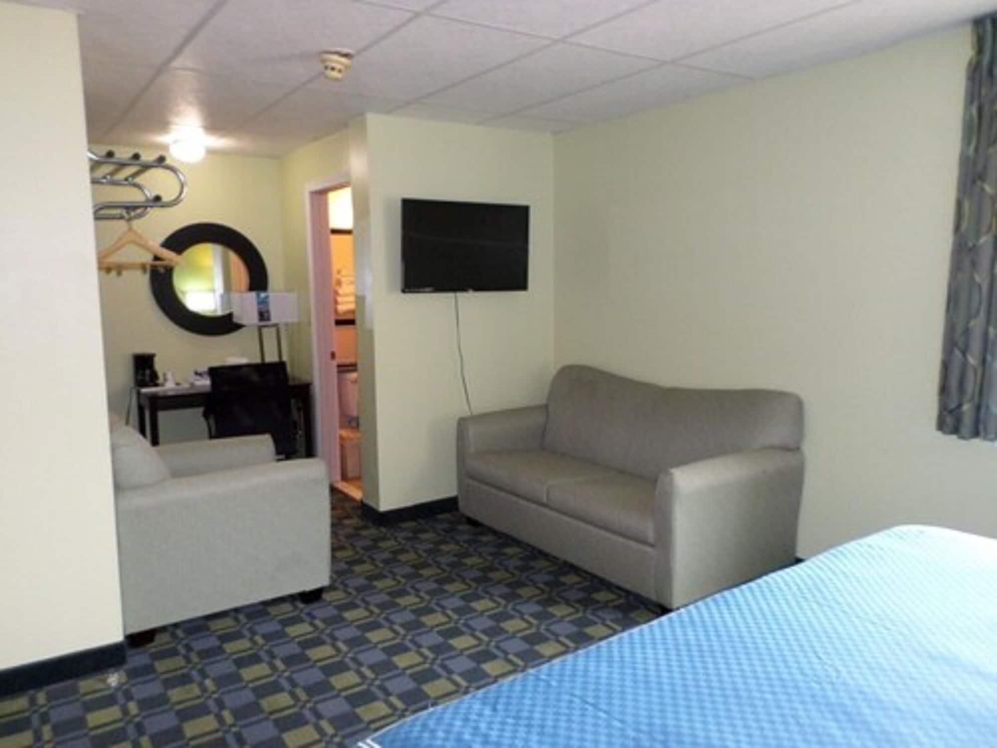 Travelodge By Wyndham Cleveland Lakewood Dış mekan fotoğraf