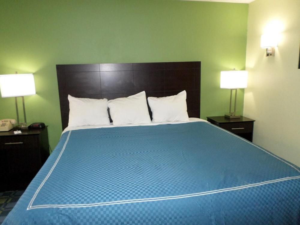 Travelodge By Wyndham Cleveland Lakewood Dış mekan fotoğraf