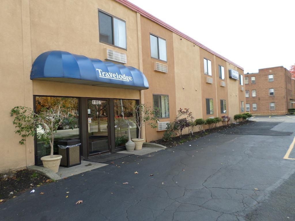 Travelodge By Wyndham Cleveland Lakewood Dış mekan fotoğraf